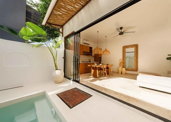 Cahaya | Elegant 2br Pool In *